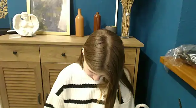 Snapshot of felicity_gold chatting on December 16, 2024, 10:29 am felicity gold online show from December 16, 2024, 10:29 am