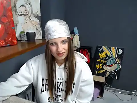 Snapshot of felicity_gold chatting on September 16, 2025, 6:47 am felicity gold online show from September 16, 2025, 6:47 am