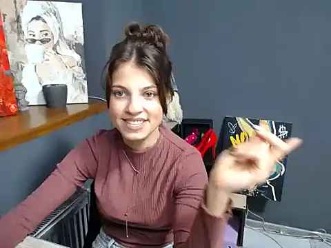 Snapshot of felicity_gold chatting on September 23, 2025, 6:27 am felicity gold online show from September 23, 2025, 6:27 am