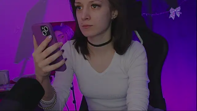 Snapshot of Kathleen_Meow chatting on February 3, 2025, 6:45 am Kathleen Meow online show from February 3, 2025, 6:45 am