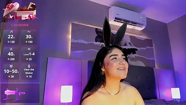 Snapshot of Belliinda_21 chatting on February 22, 2025, 10:09 pm Belliinda 21 online show from February 22, 2025, 10:09 pm