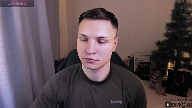 handsome guy01 online show from January 8, 2026, 12:57 am