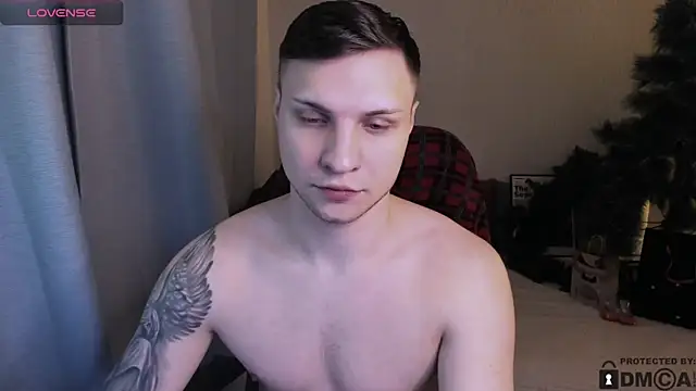 handsome guy01 online show from January 11, 2026, 8:03 pm