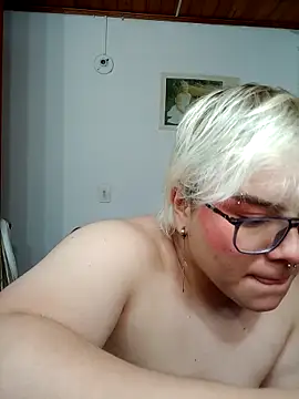 amalia love online show from October 16, 2025, 6:25 am