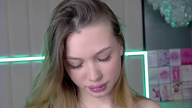 ViolaFlirt online show from February 1, 2025, 4:14 am