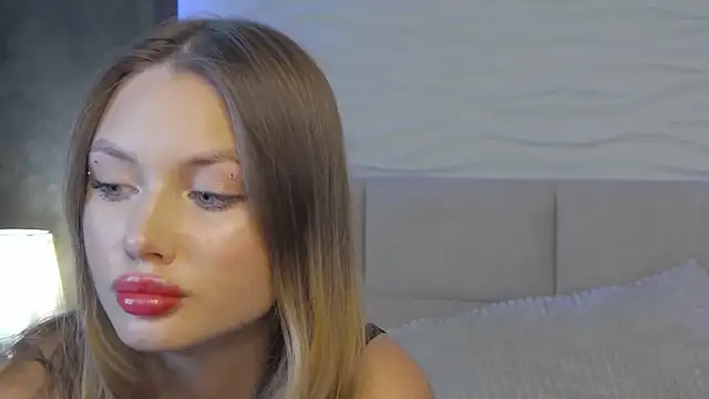 ViolaFlirt online show from March 22, 2025, 7:25 am