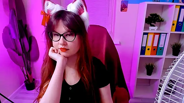 CarolGiggly online show from October 17, 2025, 3:42 am