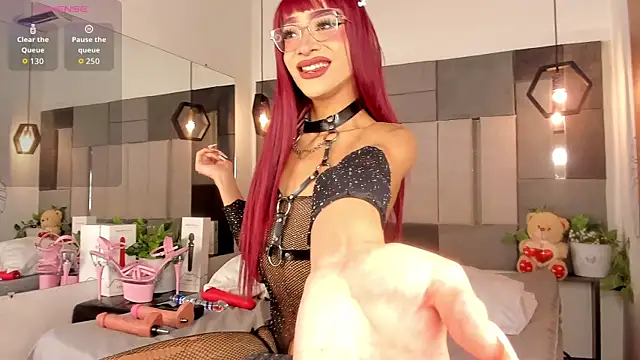 Snapshot of BritannyClaire chatting on October 8, 2025, 11:19 am BritannyClaire online show from October 8, 2025, 11:19 am