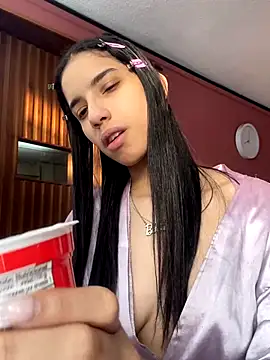 Praga Pink online show from October 20, 2025, 11:32 am