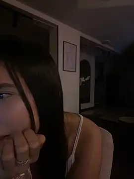 Snapshot of Praga_Pink chatting on April 29, 2026, 1:10 am Praga Pink online show from April 29, 2026, 1:10 am