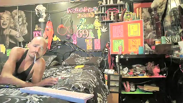 kjs daddy123 online show from June 8, 2026, 1:50 am