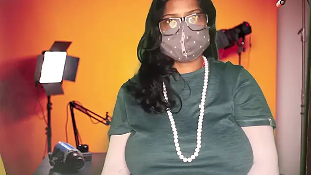 Snapshot of mamoni91 chatting on September 28, 2025, 2:28 am mamoni91 online show from September 28, 2025, 2:28 am