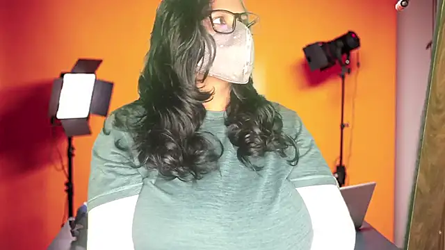 Snapshot of mamoni91 chatting on September 28, 2025, 5:40 pm mamoni91 online show from September 28, 2025, 5:40 pm