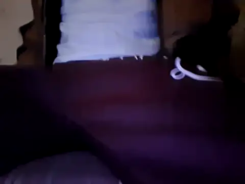 Snapshot of Cantufamily1979 chatting on November 1, 2025, 11:01 am Cantufamily1979 online show from November 1, 2025, 11:01 am