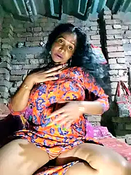 Hotty-dola online show from February 1, 2025, 5:05 pm