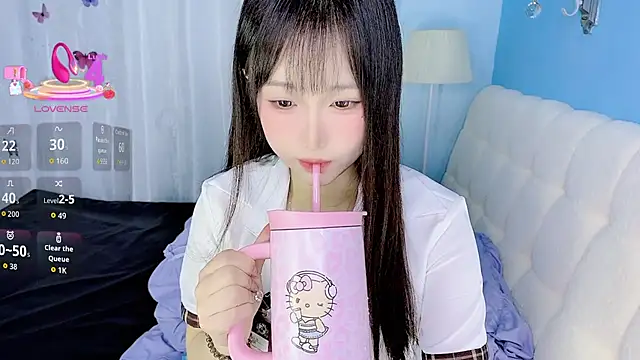 Snapshot of -Wendy__ chatting on February 12, 2026, 4:29 am -Wendy online show from February 12, 2026, 4:29 am