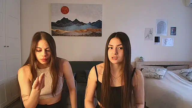 ShySonya online show from April 13, 2026, 5:13 am