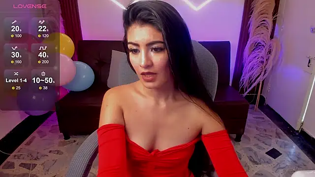 Snapshot of lunaalynch chatting on February 4, 2026, 9:20 pm lunaalynch online show from February 4, 2026, 9:20 pm