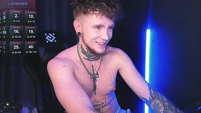 Snapshot of Badrabbitt_ chatting on January 15, 2025, 11:32 am Badrabbitt online show from January 15, 2025, 11:32 am