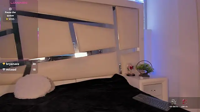 Snapshot of Mis__lola chatting on February 3, 2026, 8:58 pm Mis lola online show from February 3, 2026, 8:58 pm