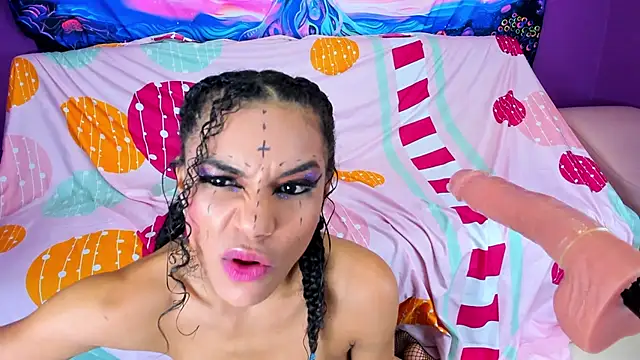 AnnemiekNicole online show from February 1, 2025, 8:47 pm