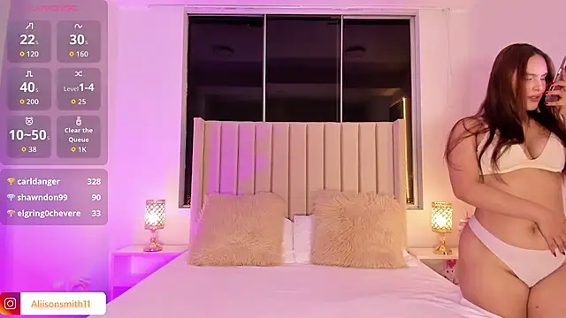 Snapshot of Aliison_Smith chatting on September 30, 2025, 5:01 am Aliison Smith online show from September 30, 2025, 5:01 am