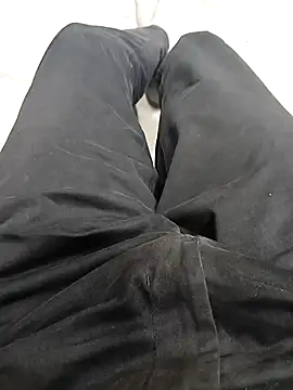 skinnyyyyyyyyy online show from February 15, 2026, 3:09 pm