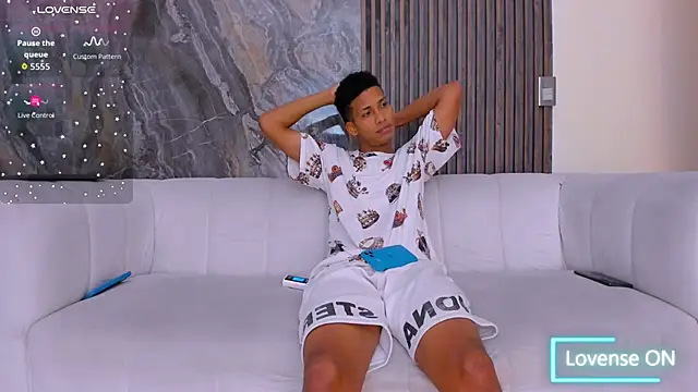 Snapshot of hard_guysbb chatting on November 9, 2025, 1:48 am hard guysbb online show from November 9, 2025, 1:48 am