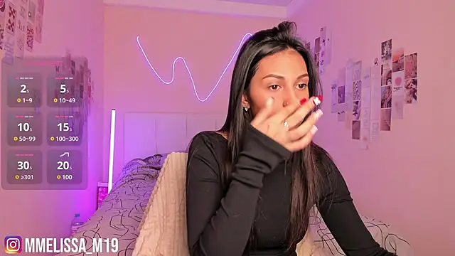 Snapshot of Melissamew1 chatting on January 17, 2025, 5:11 am Melissamew1 online show from January 17, 2025, 5:11 am