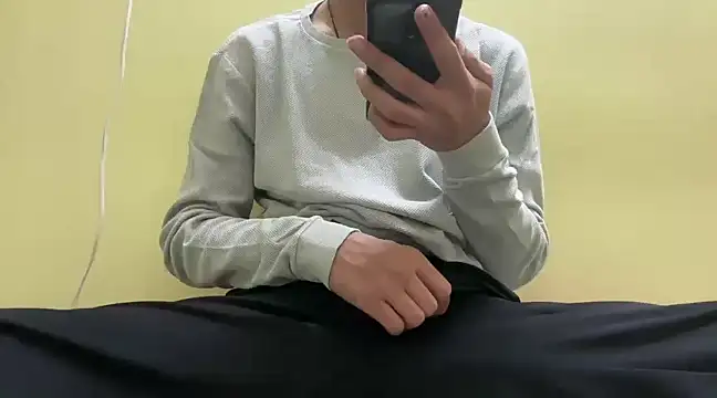 Snapshot of rahul_4u chatting on December 20, 2024, 6:56 pm rahul 4u online show from December 20, 2024, 6:56 pm