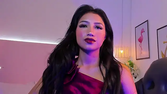 naomiii   online show from October 6, 2025, 12:13 pm