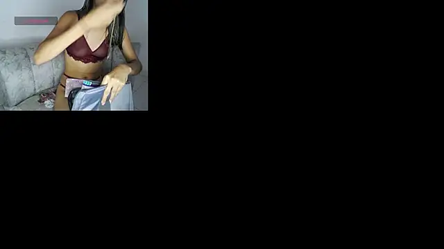 Snapshot of AMBER_LOVE22 chatting on March 7, 2025, 6:54 pm AMBER LOVE22 online show from March 7, 2025, 6:54 pm