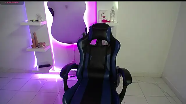 Snapshot of AMBER_LOVE22 chatting on September 12, 2025, 6:52 pm AMBER LOVE22 online show from September 12, 2025, 6:52 pm