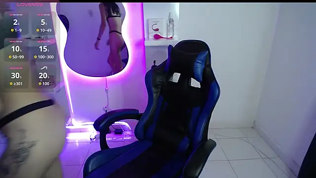 Snapshot of AMBER_LOVE22 chatting on September 13, 2025, 6:40 pm AMBER LOVE22 online show from September 13, 2025, 6:40 pm