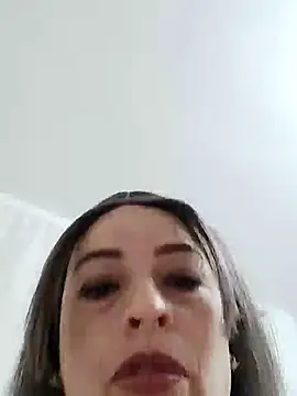 Snapshot of _Prinscarlet_ chatting on December 16, 2024, 10:45 pm Prinscarlet online show from December 16, 2024, 10:45 pm