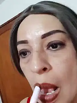 Snapshot of _Prinscarlet_ chatting on December 22, 2024, 5:34 am Prinscarlet online show from December 22, 2024, 5:34 am