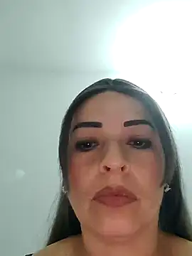 Snapshot of _Prinscarlet_ chatting on December 30, 2024, 2:31 am Prinscarlet online show from December 30, 2024, 2:31 am