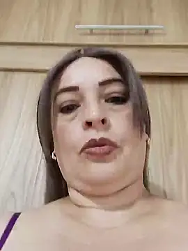 Snapshot of _Prinscarlet_ chatting on February 5, 2025, 4:06 am Prinscarlet online show from February 5, 2025, 4:06 am