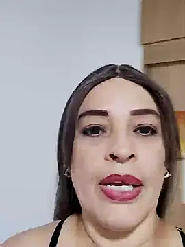 Snapshot of _Prinscarlet_ chatting on February 7, 2025, 11:03 pm Prinscarlet online show from February 7, 2025, 11:03 pm