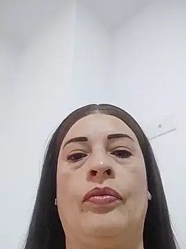 Snapshot of _Prinscarlet_ chatting on October 13, 2025, 9:04 pm Prinscarlet online show from October 13, 2025, 9:04 pm