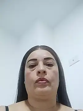 Snapshot of _Prinscarlet_ chatting on October 16, 2025, 4:02 am Prinscarlet online show from October 16, 2025, 4:02 am