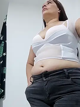 Snapshot of _Prinscarlet_ chatting on October 21, 2025, 10:54 pm Prinscarlet online show from October 21, 2025, 10:54 pm