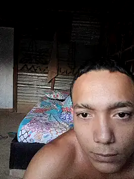 Snapshot of tayson_ chatting on January 7, 2025, 11:26 am tayson online show from January 7, 2025, 11:26 am