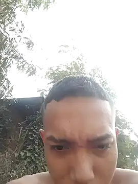 Snapshot of tayson_ chatting on January 9, 2025, 1:56 pm tayson online show from January 9, 2025, 1:56 pm