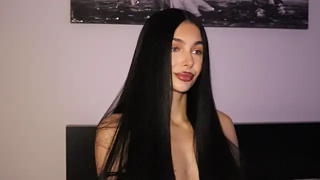 Snapshot of IvyKaelani chatting on October 17, 2025, 1:35 pm IvyKaelani online show from October 17, 2025, 1:35 pm