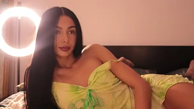 Snapshot of IvyKaelani chatting on November 5, 2025, 10:48 am IvyKaelani online show from November 5, 2025, 10:48 am