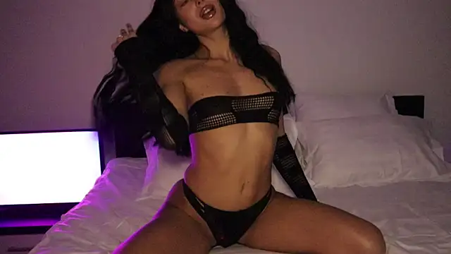 IvyKaelani online show from February 2, 2026, 2:27 pm