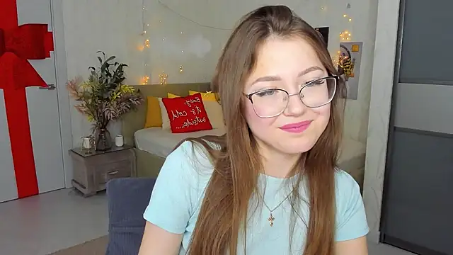 SereneFlame online show from February 10, 2025, 7:07 pm