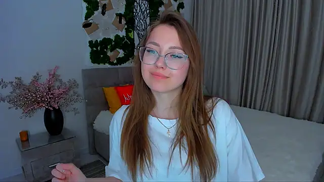 SereneFlame online show from March 17, 2025, 9:45 pm