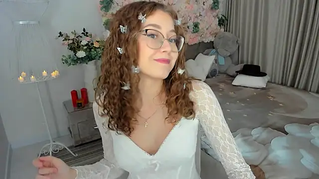 SereneFlame online show from October 24, 2025, 4:03 pm